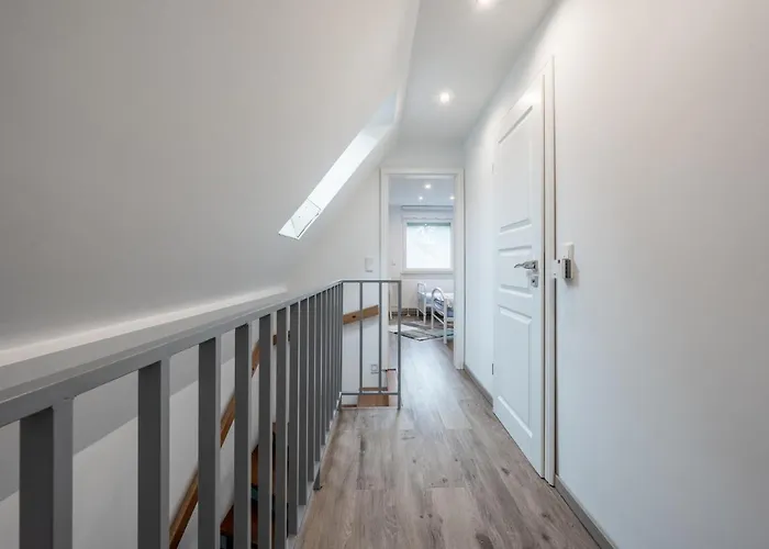 Up To 3 Private With 2 Bathrooms