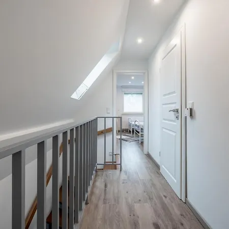 Up To 3 Private With 2 Bathrooms