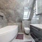 Up To 3 Private With 2 Bathrooms